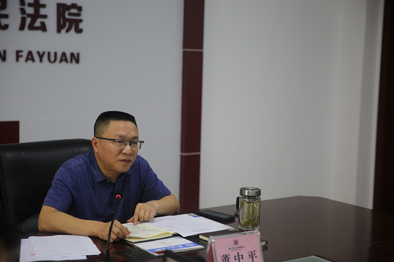 9.1渠县法院召开严肃换届纪律”攻心”式谈心谈话会
